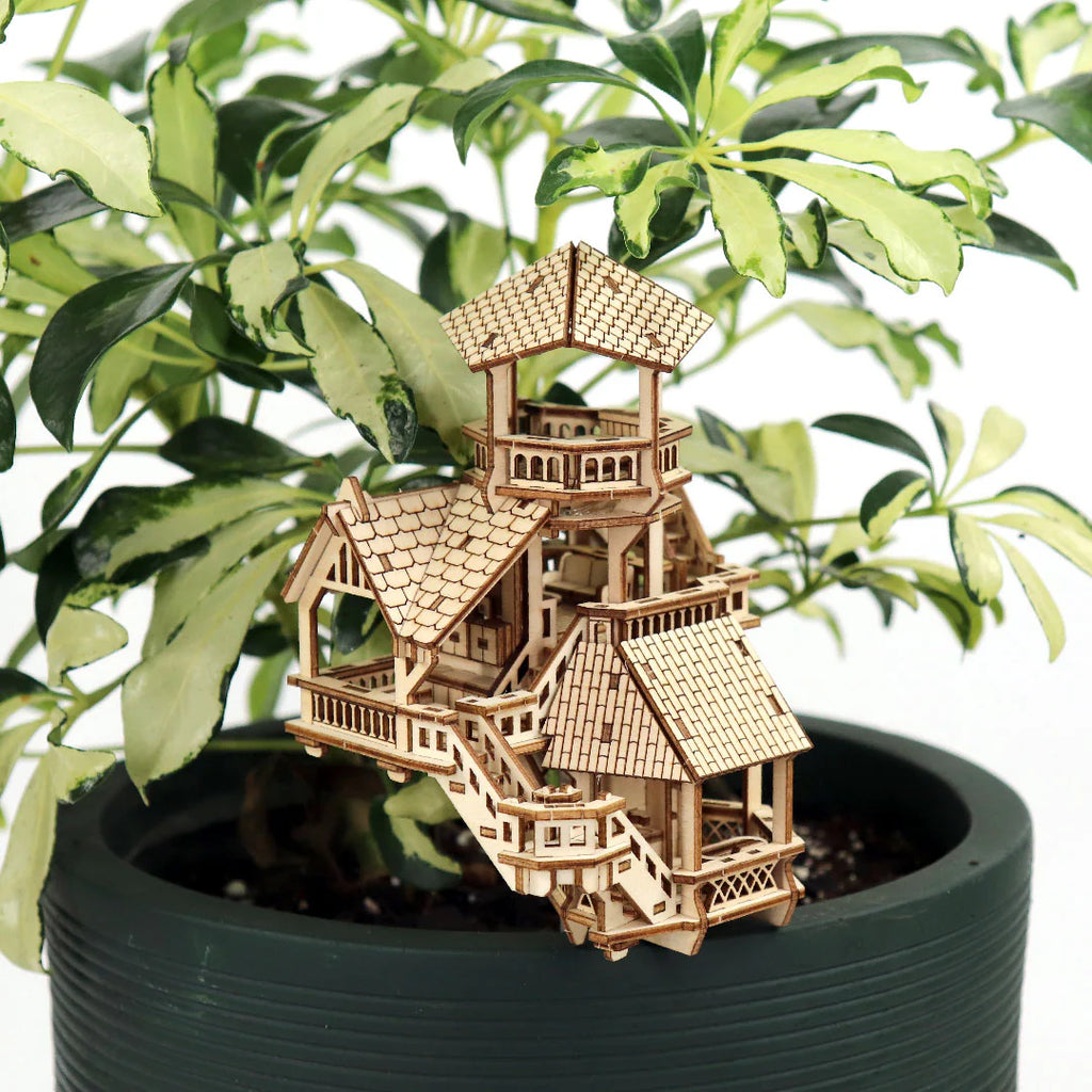 Tiny Treehouses Forest Cottage